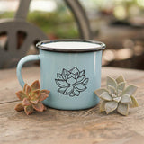 Pasiora Emaille-Tasse mit Sukkulenten-Motiv